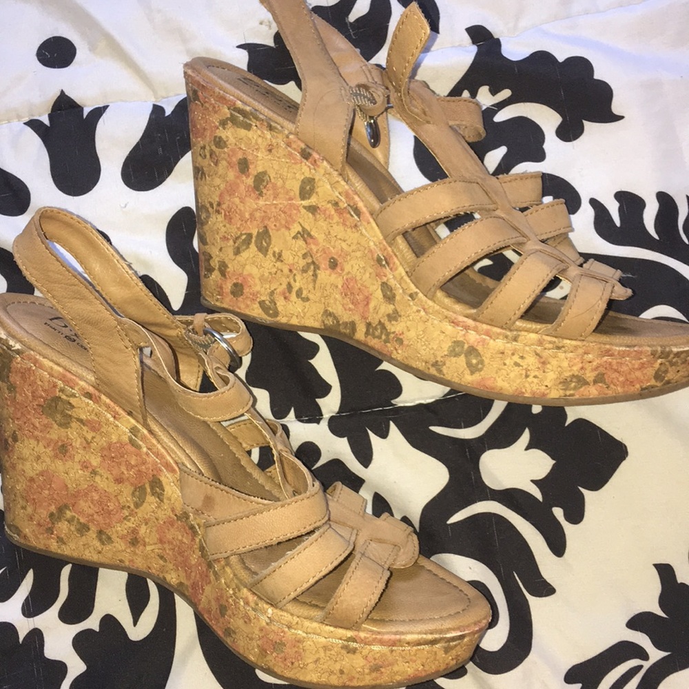 Flower wedge Sandals